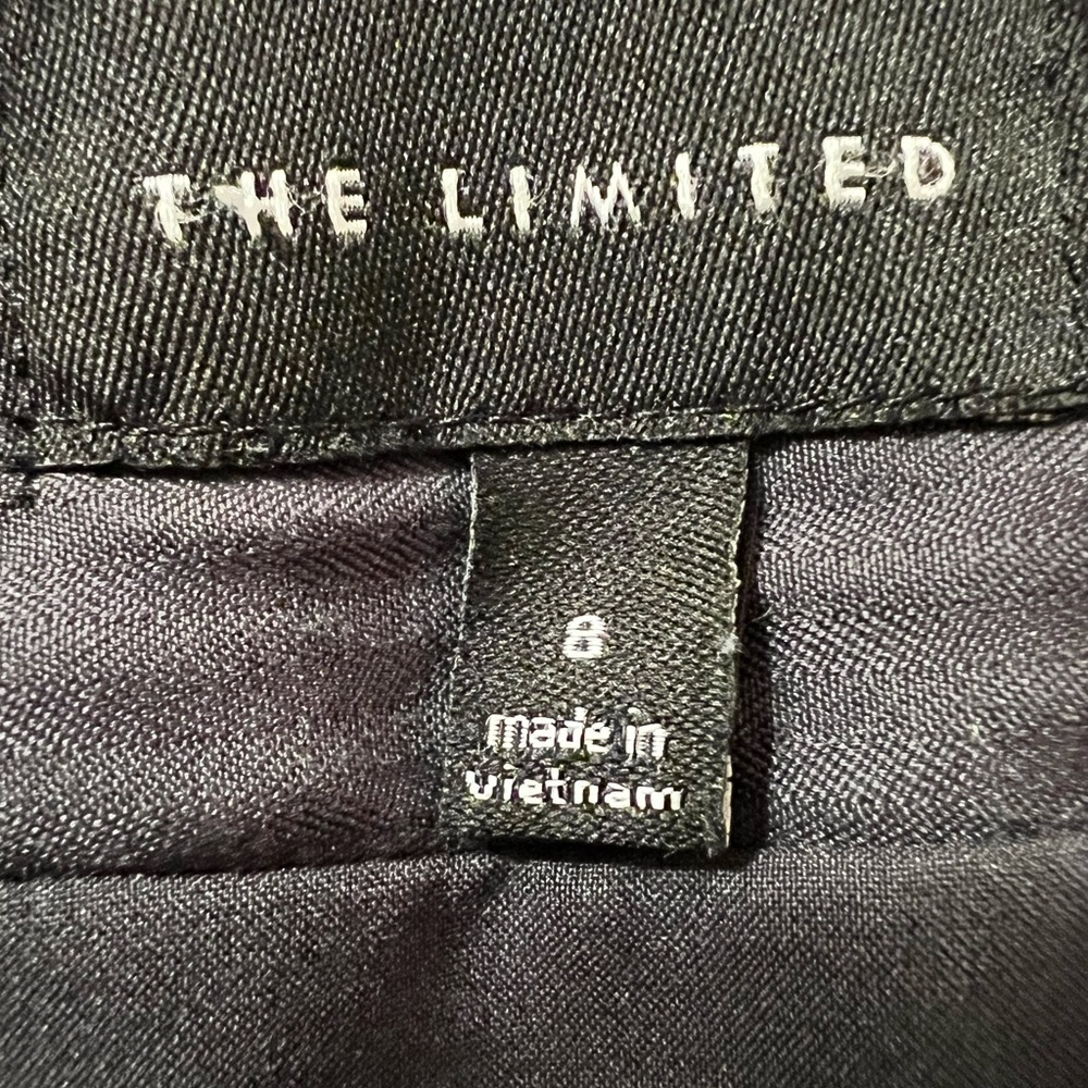 The Limited Skirt Double Back Slits Side zipper and Buttons - Picture 7 of 9